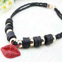 collier bouche